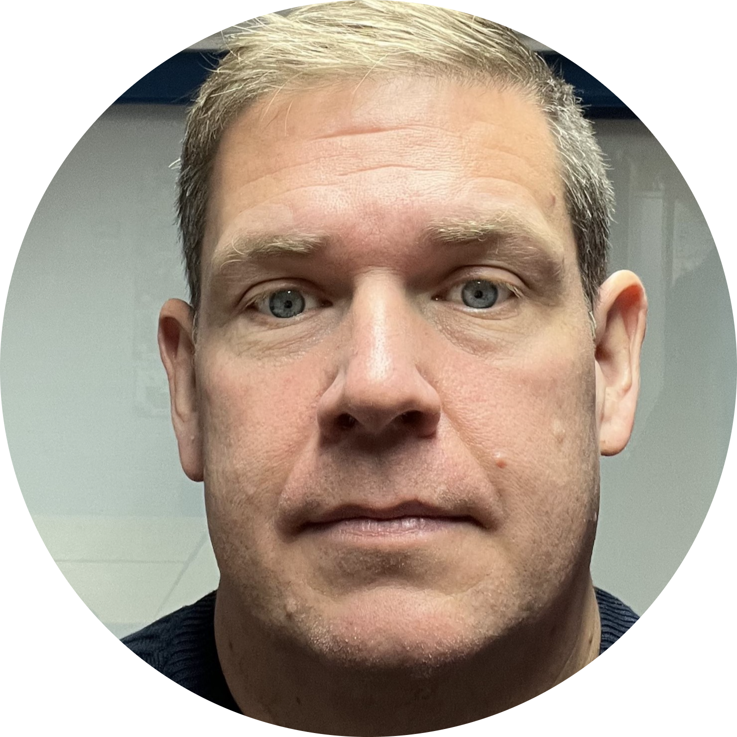 Go to the profile of Warren Chambers