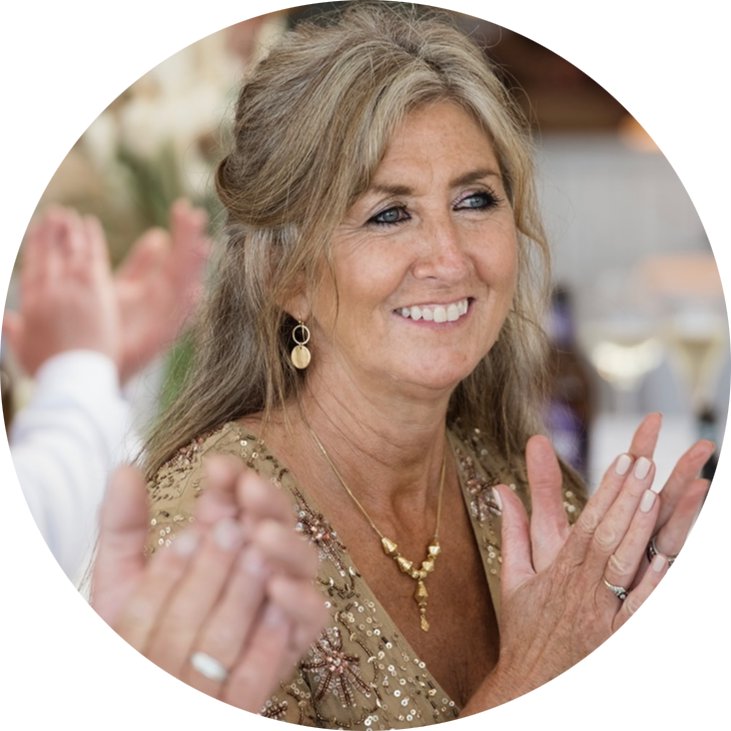 Go to the profile of Lizzie