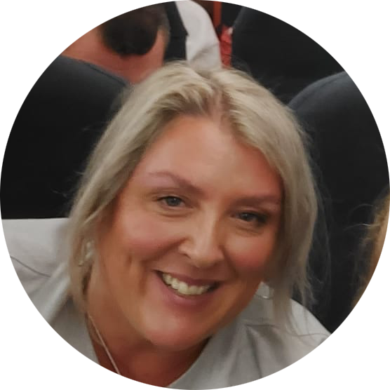 Go to the profile of Emma Dando