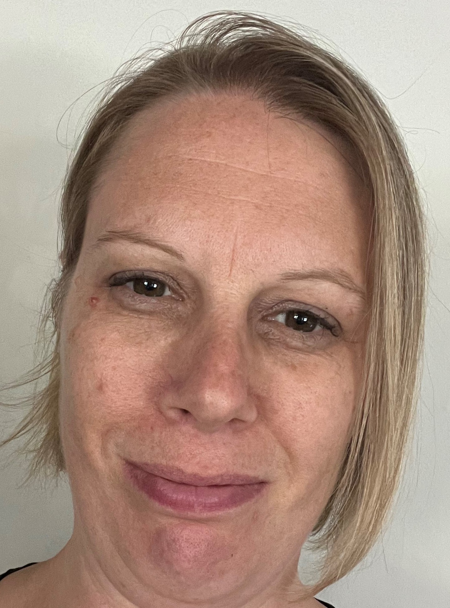 Go to the profile of Nicola Kennedy