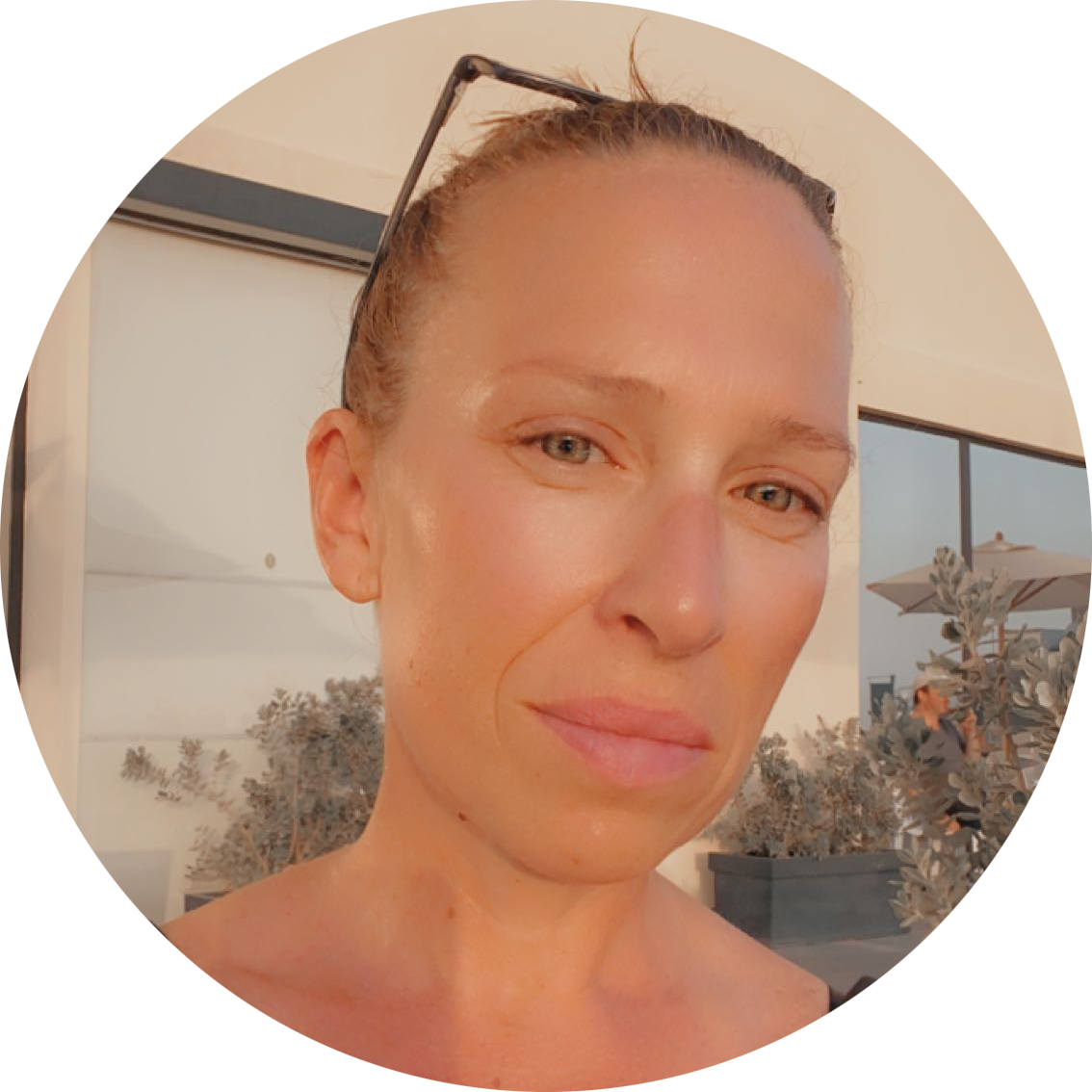 Go to the profile of Kay