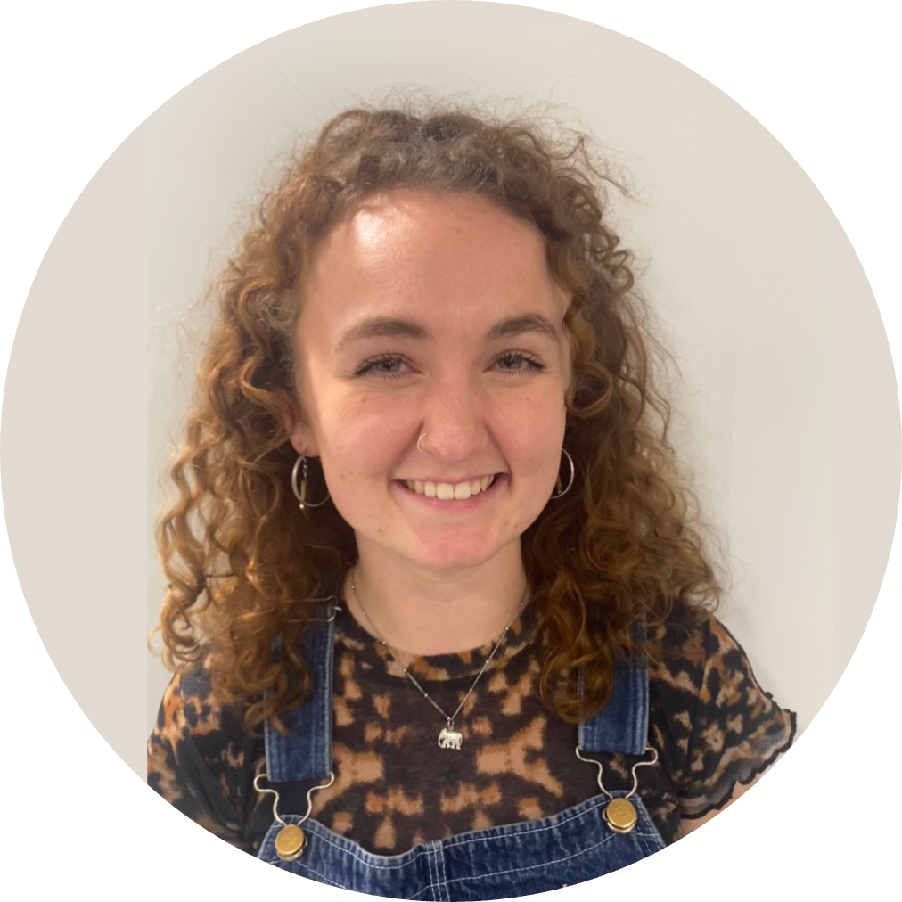 Go to the profile of Izzy Felton