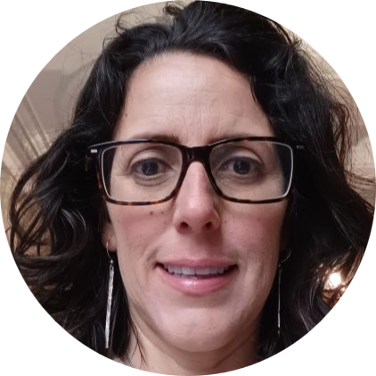 Go to the profile of Victoria