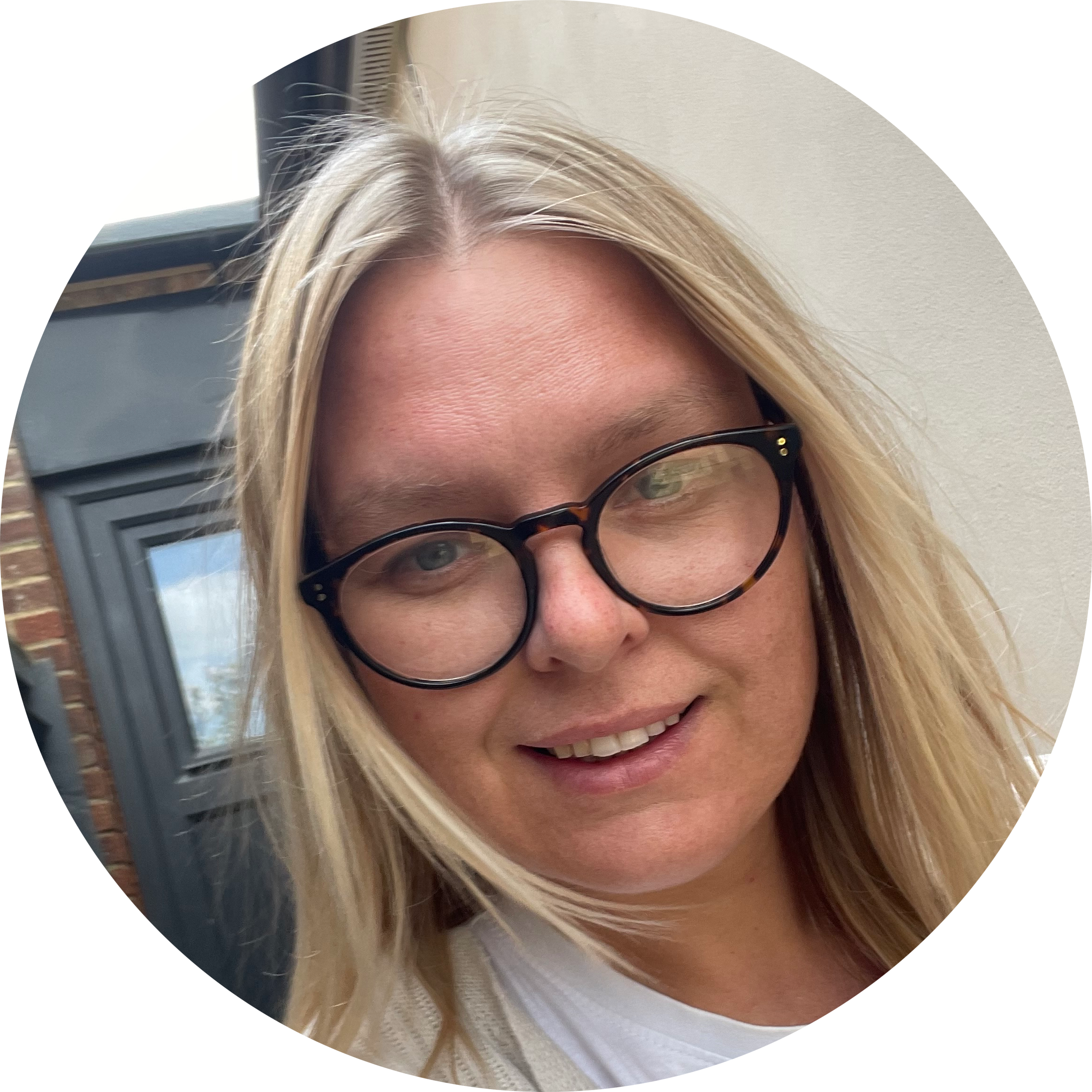 Go to the profile of Angie dekker